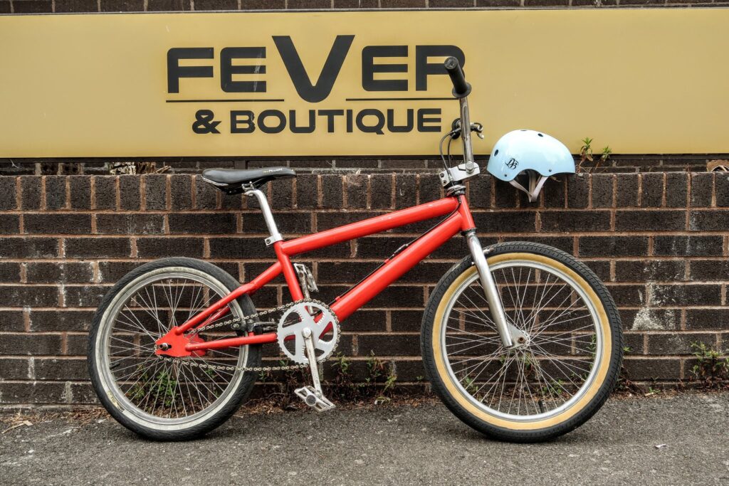 An example of a Mongoose BMX in the 1090s